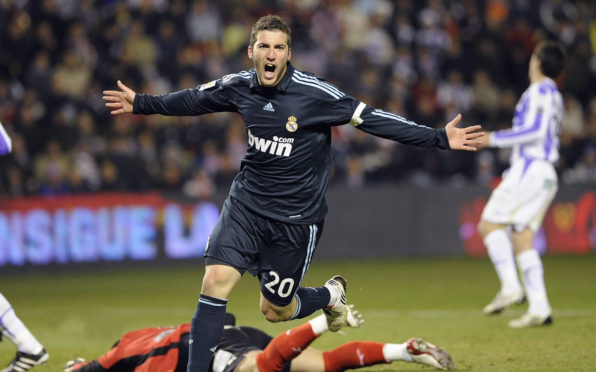 里奇·麦考:用血汗和坚持将全黑队的防守推向巅峰,麦奇里湖